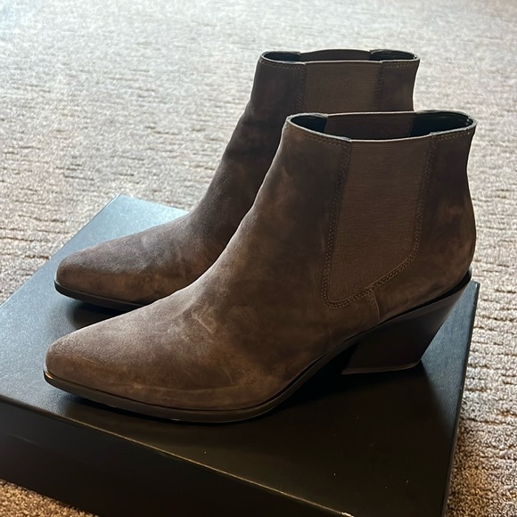 EUC Rag & Bone Razor chelsea boot - Picture 5 of 10